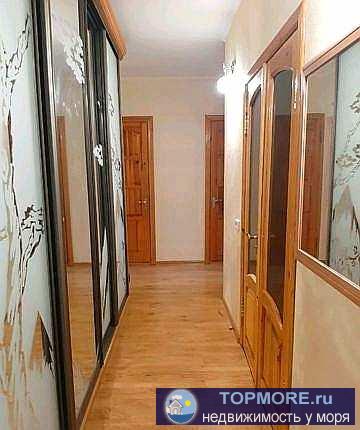 Продается 3 комнатная квартира в спальном районе на ул. Маршала Жукова.  Просторная 67 кв. м. Жилые  комнаты...