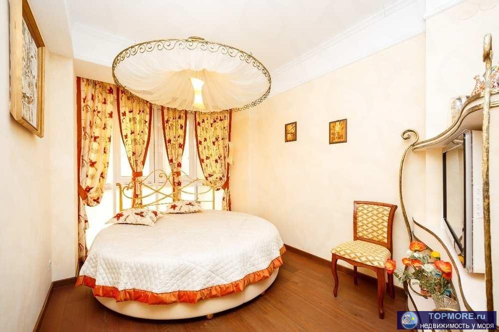 Продается трехкомнатная квартира по ул. Пирогова.общая площадь 65 кв.м. распланированная 2 спальни ,   кухня, зал... - 1